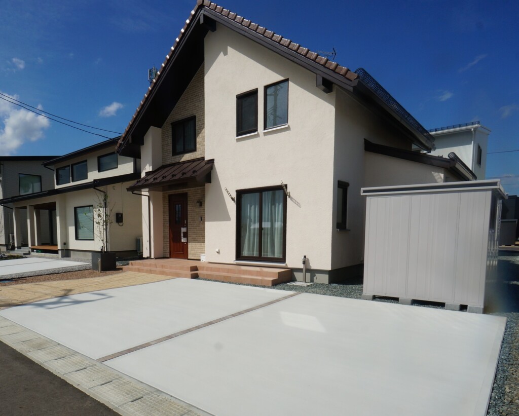 素敵なアプローチのある家